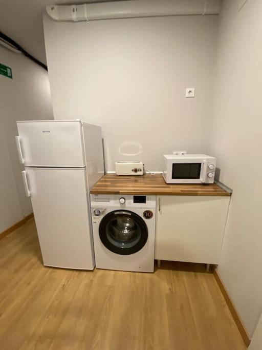 マドリードDuplex In Guindaleraアパートメント エクステリア 写真